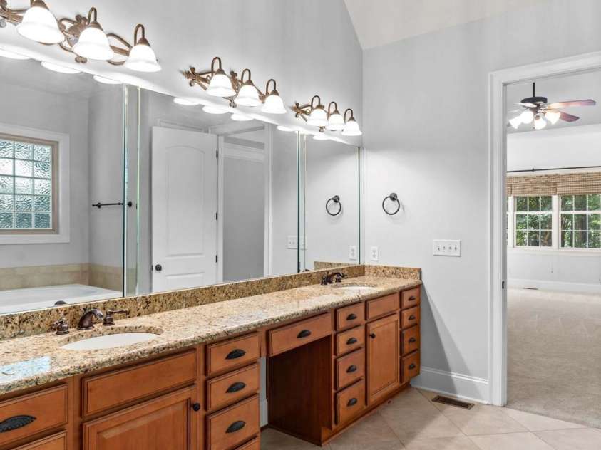 164 Bayberry Creek Circle, Mooresville, NC 28117.  MLS# CAR4393248, YatesRealty ID 42068. 