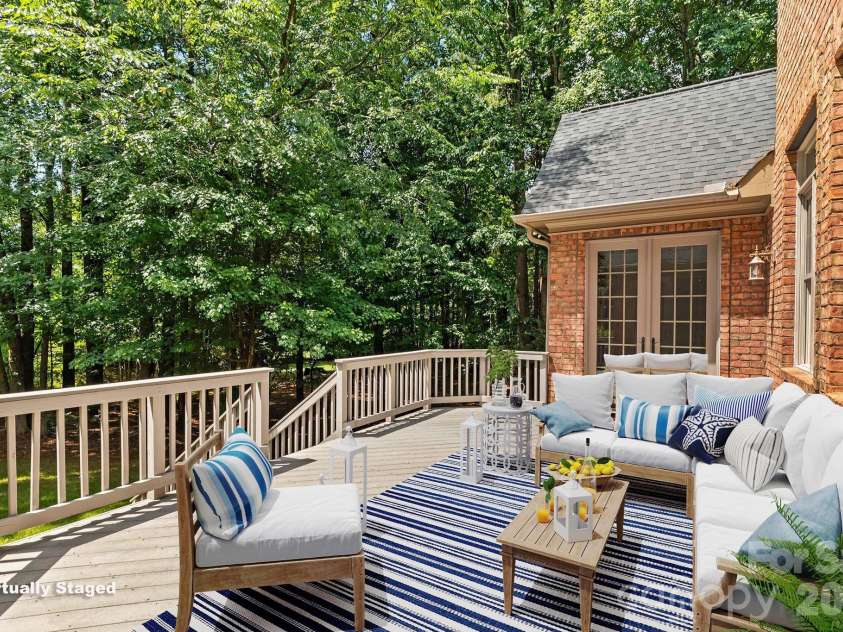164 Bayberry Creek Circle, Mooresville, NC 28117.  MLS# CAR4393248, YatesRealty ID 42068. 