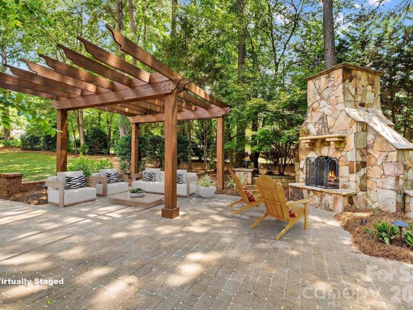164 Bayberry Creek Circle, Mooresville, NC 28117.  MLS# CAR4393248, YatesRealty ID 42068. 