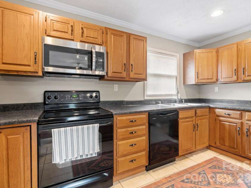 540 Duncan Creek Road, Fletcher, NC 28732.  MLS# CAR4410606, YatesRealty ID 42069. 