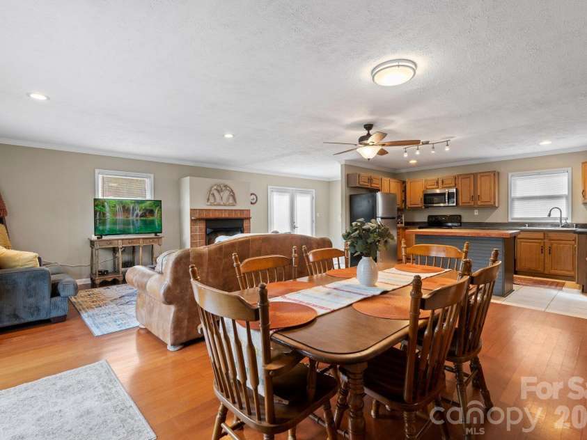 540 Duncan Creek Road, Fletcher, NC 28732.  MLS# CAR4410606, YatesRealty ID 42069. 