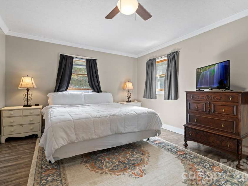 540 Duncan Creek Road, Fletcher, NC 28732.  MLS# CAR4410606, YatesRealty ID 42069. 