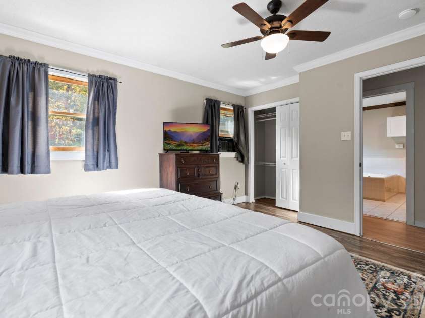540 Duncan Creek Road, Fletcher, NC 28732.  MLS# CAR4410606, YatesRealty ID 42069. 