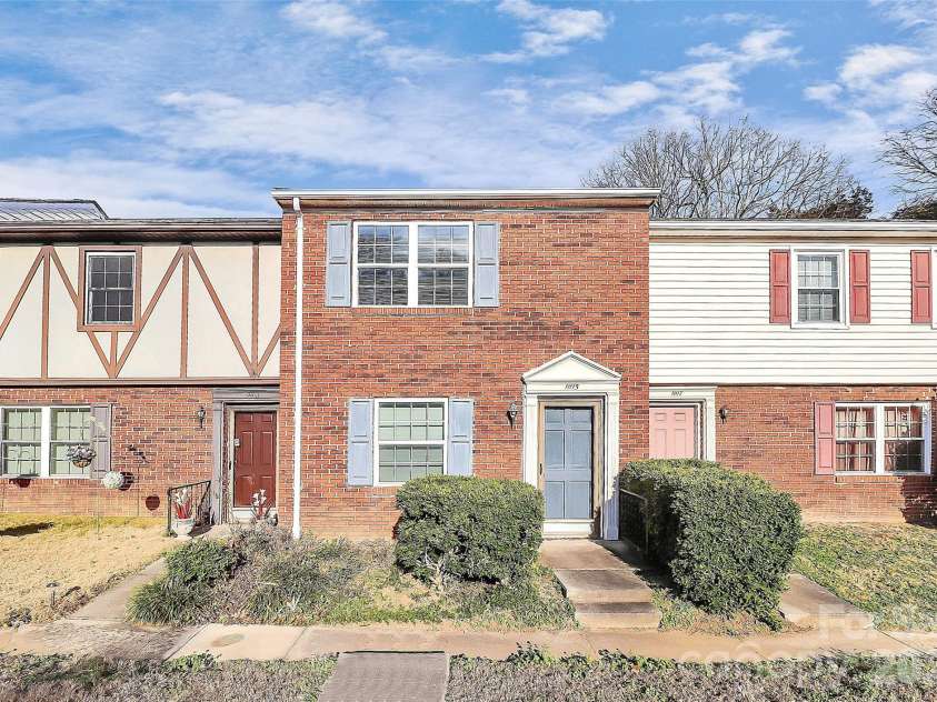 11115 Park Road, Charlotte, NC 28226.  MLS# CAR4337973, YatesRealty ID 4207. 
