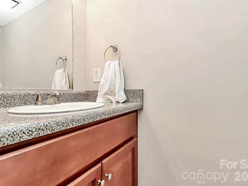 11115 Park Road, Charlotte, NC 28226.  MLS# CAR4337973, YatesRealty ID 4207. 