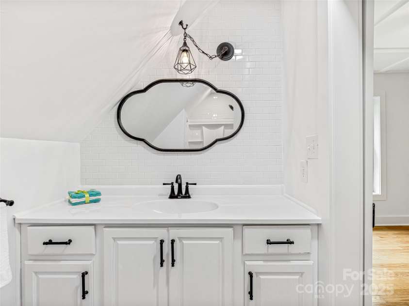 2725 Upper Brush Creek Road, Marshall, NC 28753.  MLS# CAR4197541, YatesRealty ID 4207. 