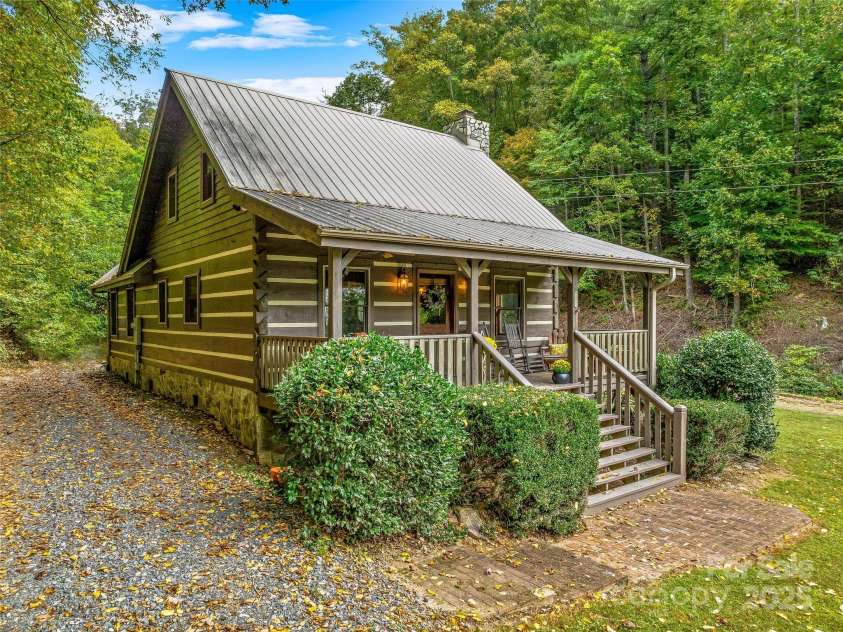 2725 Upper Brush Creek Road, Marshall, NC 28753.  MLS# CAR4197541, YatesRealty ID 4207. 