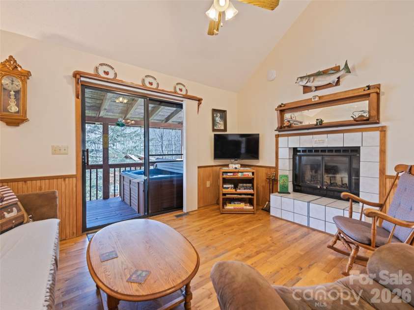 46 Stump Lane, Maggie Valley, NC 28751.  MLS# CAR4361955, YatesRealty ID 42070. 