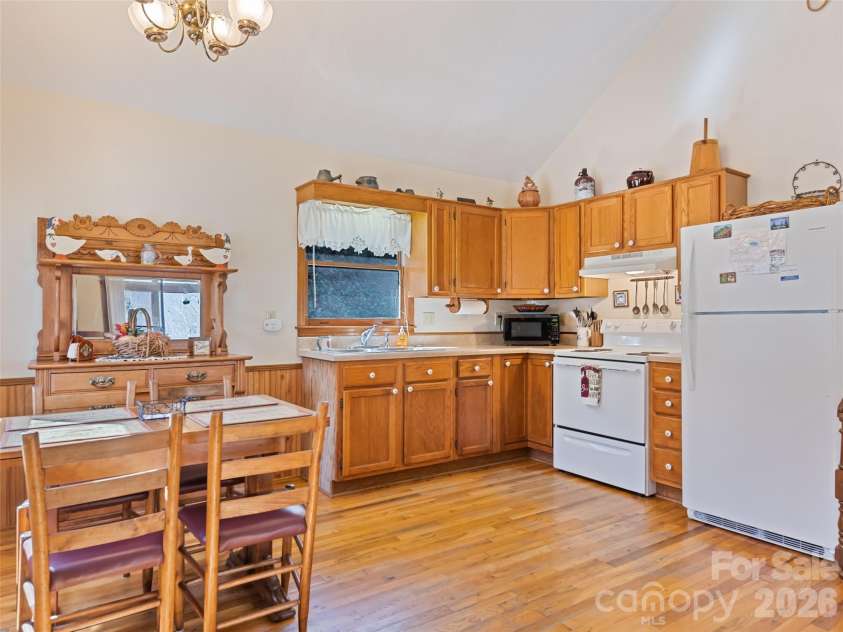 46 Stump Lane, Maggie Valley, NC 28751.  MLS# CAR4361955, YatesRealty ID 42070. 