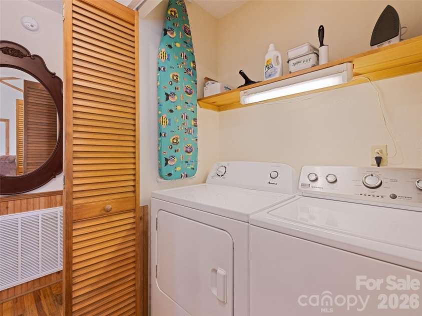 46 Stump Lane, Maggie Valley, NC 28751.  MLS# CAR4361955, YatesRealty ID 42070. 