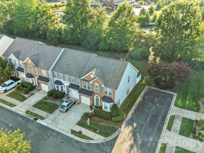 608 Bayou Circle, Clover, SC 29710.  MLS# CAR4404324, YatesRealty ID 42071. 