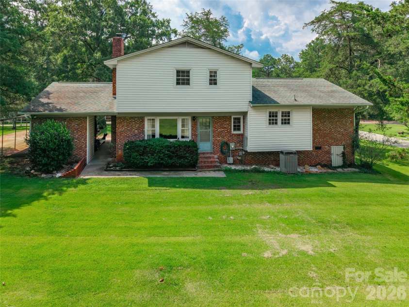 752 Cedar Lane, Chester, SC 29706.  MLS# CAR4411545, YatesRealty ID 42074. 
