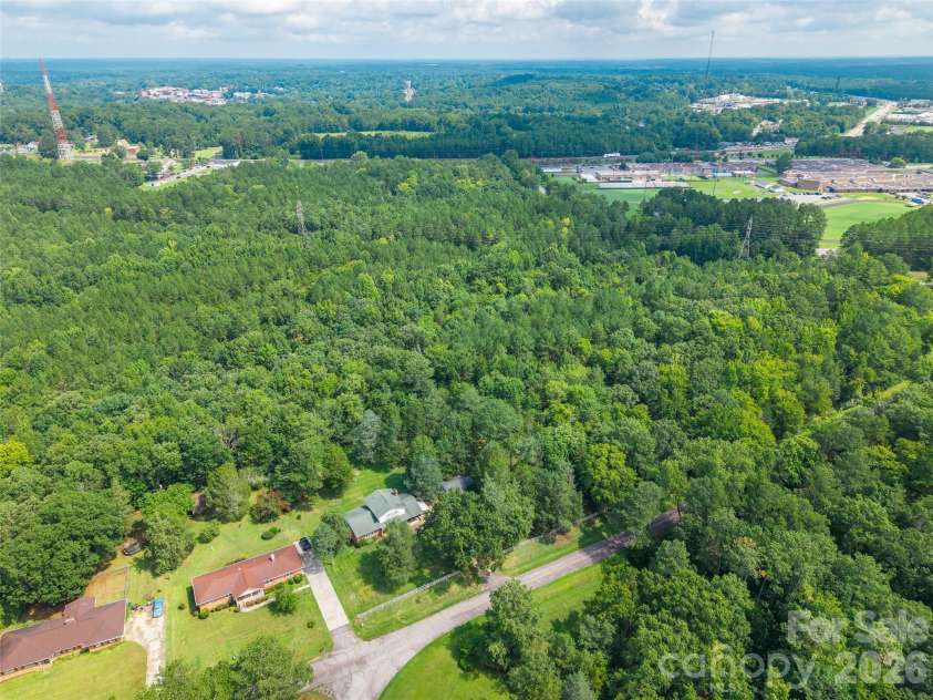 752 Cedar Lane, Chester, SC 29706.  MLS# CAR4411545, YatesRealty ID 42074. 