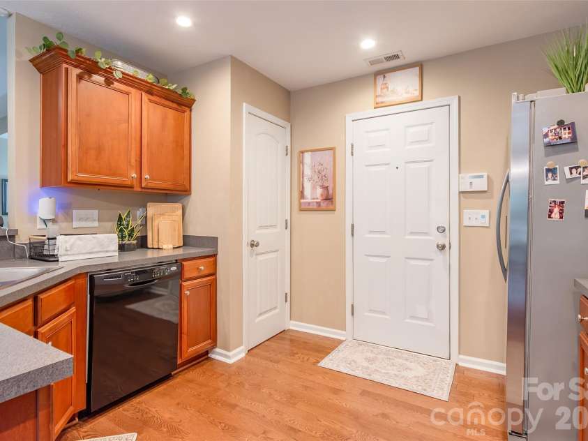 1079 Warpers Lane, Fort Mill, SC 29715.  MLS# CAR4411267, YatesRealty ID 42076. 