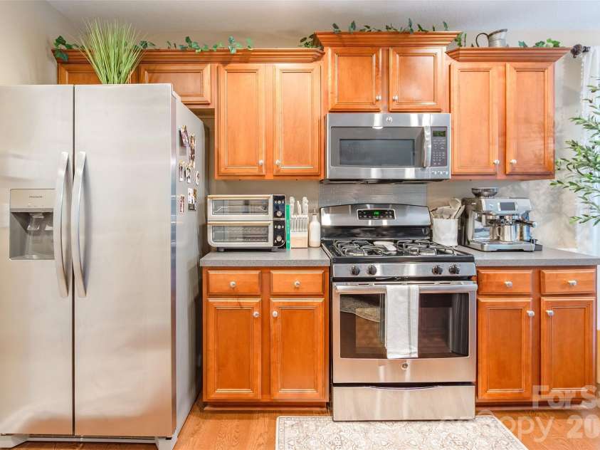 1079 Warpers Lane, Fort Mill, SC 29715.  MLS# CAR4411267, YatesRealty ID 42076. 