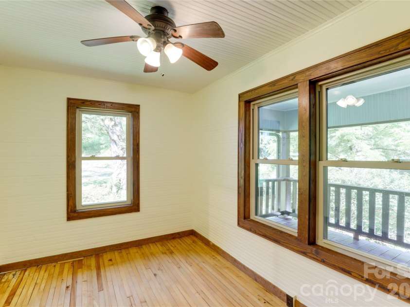 435 Mountain Cove Road, Marshall, NC 28753.  MLS# CAR4396478, YatesRealty ID 42077. 