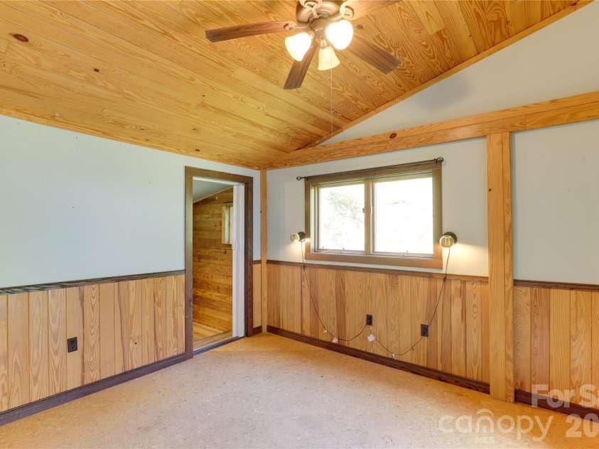 435 Mountain Cove Road, Marshall, NC 28753.  MLS# CAR4396478, YatesRealty ID 42077. 