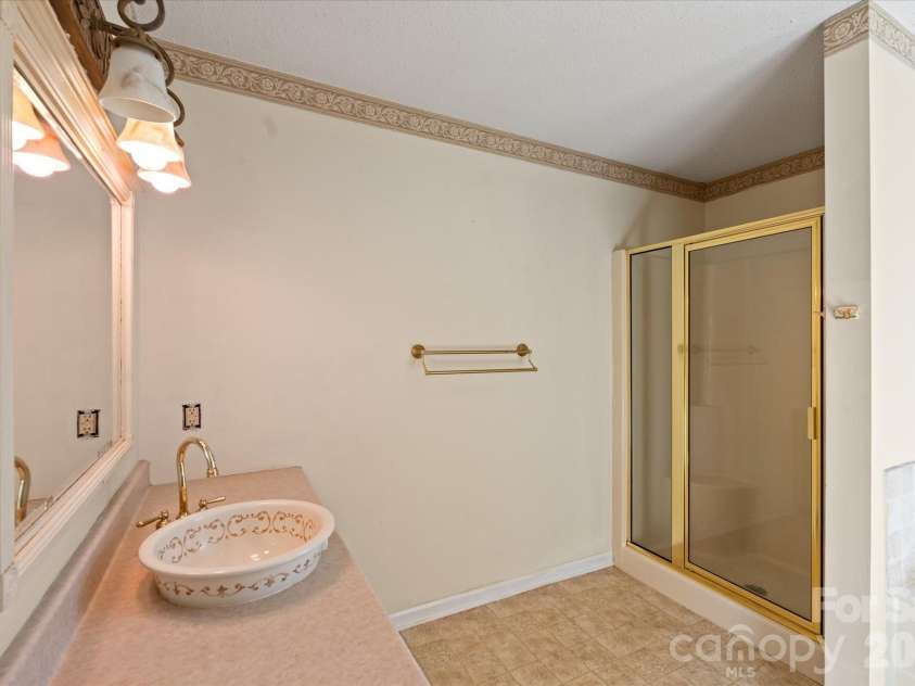 4080 East Fork Road, Marshall, NC 28753.  MLS# CAR4340497, YatesRealty ID 4208. 