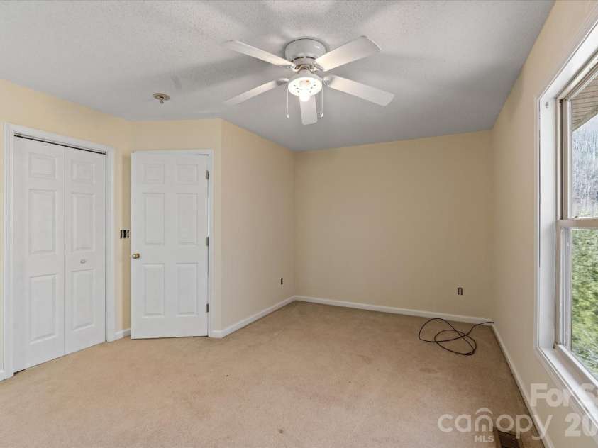 4080 East Fork Road, Marshall, NC 28753.  MLS# CAR4340497, YatesRealty ID 4208. L-shaped with 6x6 extra space