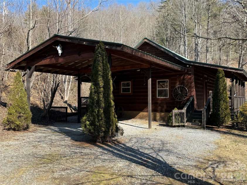 52 Supooh Lane, Sylva, NC 28779.  MLS# CAR4344694, YatesRealty ID 4208. 