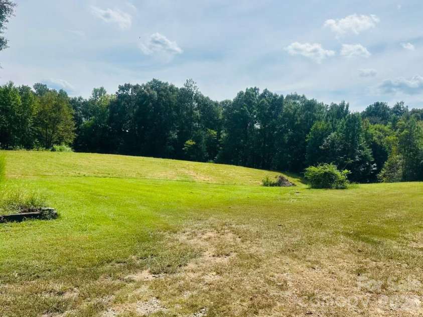 247 German Hill Road, Peachland, NC 28133.  MLS# CAR4409764, YatesRealty ID 42080. 