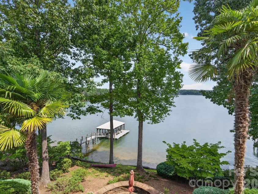 222 April Road, Troutman, NC 28166.  MLS# CAR4407181, YatesRealty ID 42082. 
