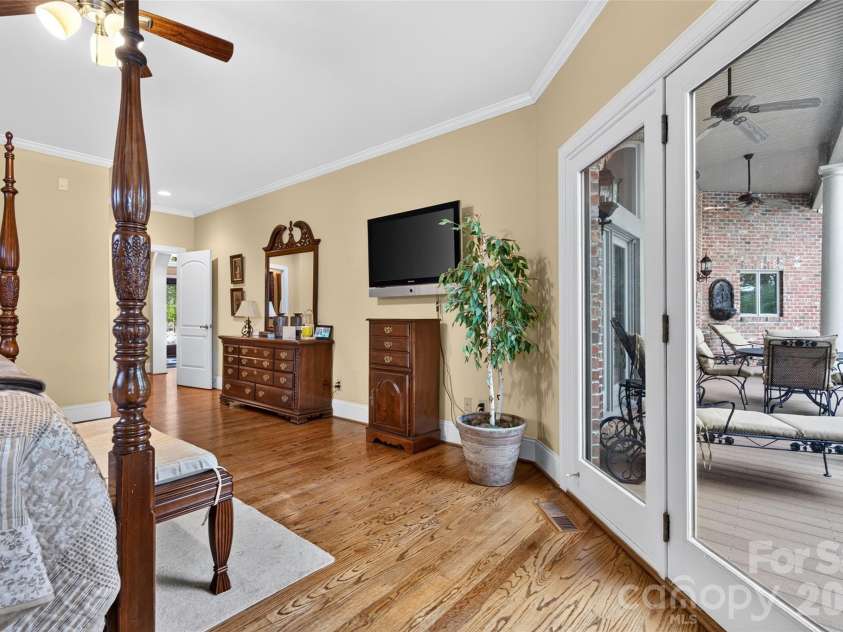 222 April Road, Troutman, NC 28166.  MLS# CAR4407181, YatesRealty ID 42082. 