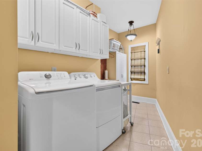 222 April Road, Troutman, NC 28166.  MLS# CAR4407181, YatesRealty ID 42082. 