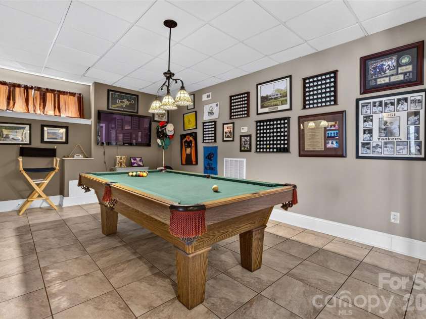 222 April Road, Troutman, NC 28166.  MLS# CAR4407181, YatesRealty ID 42082. 