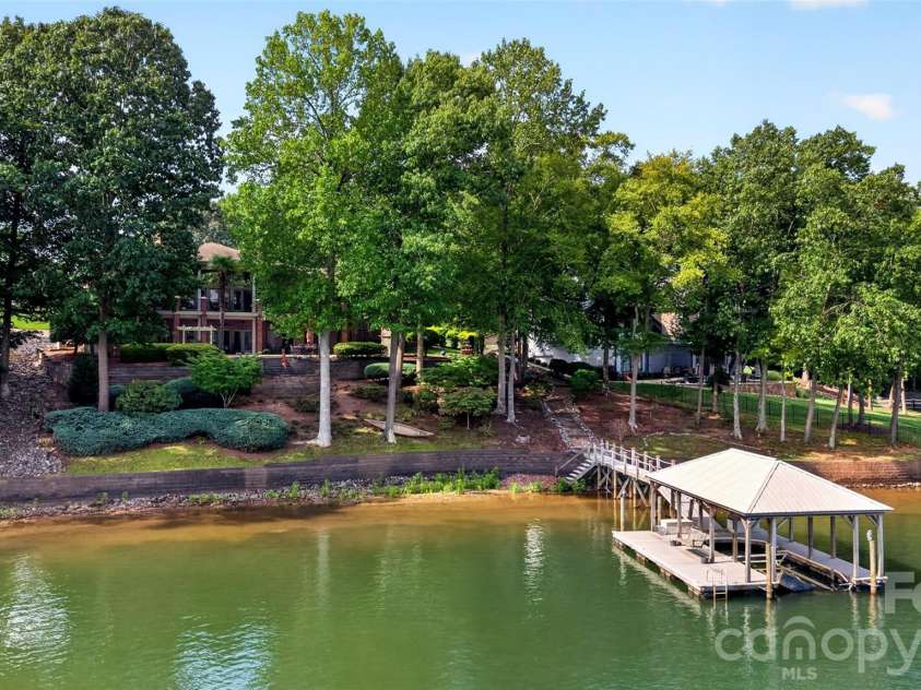 222 April Road, Troutman, NC 28166.  MLS# CAR4407181, YatesRealty ID 42082. 