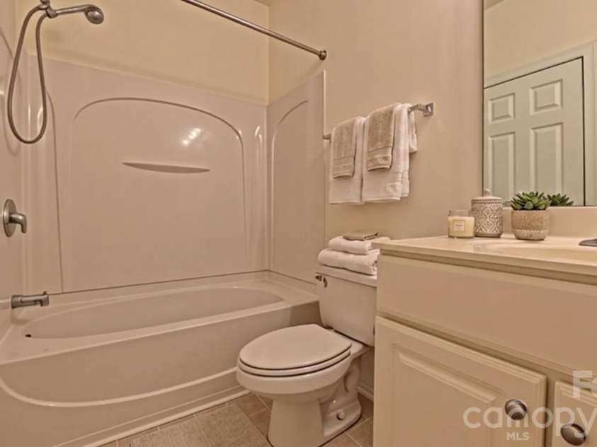 6419 Park Pond Drive, Charlotte, NC 28262.  MLS# CAR4412183, YatesRealty ID 42085. 