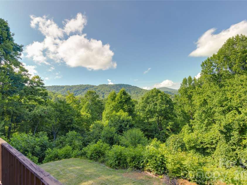 300 Buck Drive, Hot Springs, NC 28743.  MLS# CAR4404873, YatesRealty ID 42086. 
