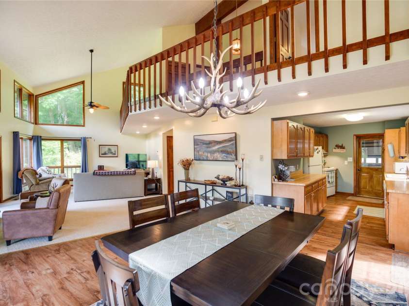300 Buck Drive, Hot Springs, NC 28743.  MLS# CAR4404873, YatesRealty ID 42086. 