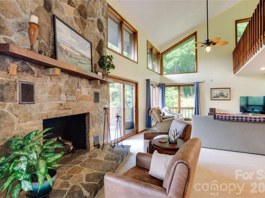 300 Buck Drive, Hot Springs, NC 28743.  MLS# CAR4404873, YatesRealty ID 42086. 