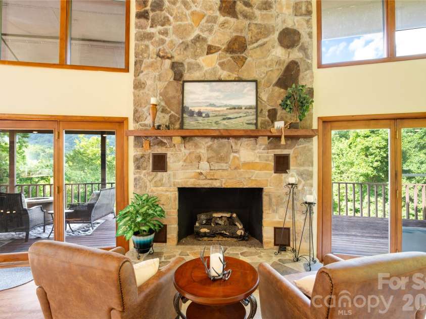 300 Buck Drive, Hot Springs, NC 28743.  MLS# CAR4404873, YatesRealty ID 42086. 