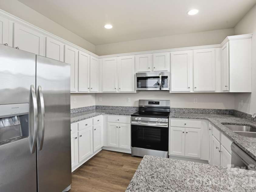 220 Lee Street, Shelby, NC 28150.  MLS# CAR4411074, YatesRealty ID 42087. 