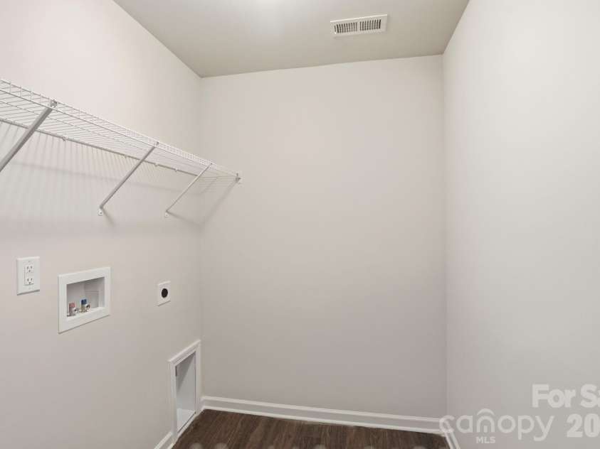 220 Lee Street, Shelby, NC 28150.  MLS# CAR4411074, YatesRealty ID 42087. 