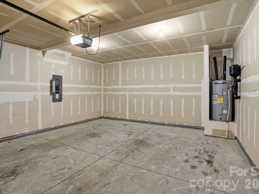 220 Lee Street, Shelby, NC 28150.  MLS# CAR4411074, YatesRealty ID 42087. 