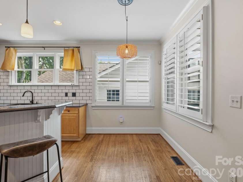 2013 Chesterfield Avenue, Charlotte, NC 28205.  MLS# CAR4411248, YatesRealty ID 42088. 