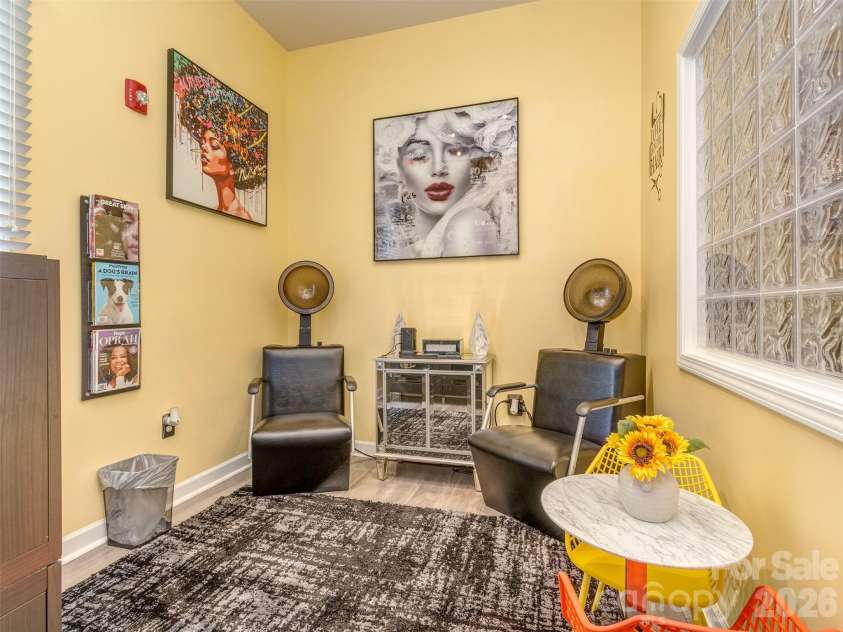 2074 Ayrsley Town Boulevard, Charlotte, NC 28273.  MLS# CAR4406409, YatesRealty ID 42089. 