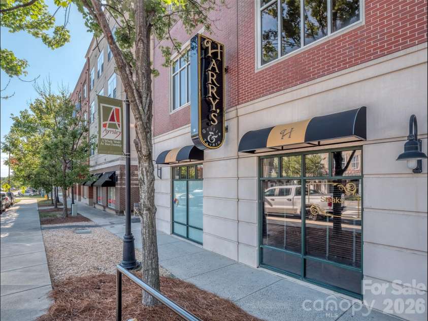 2074 Ayrsley Town Boulevard, Charlotte, NC 28273.  MLS# CAR4406409, YatesRealty ID 42089. 