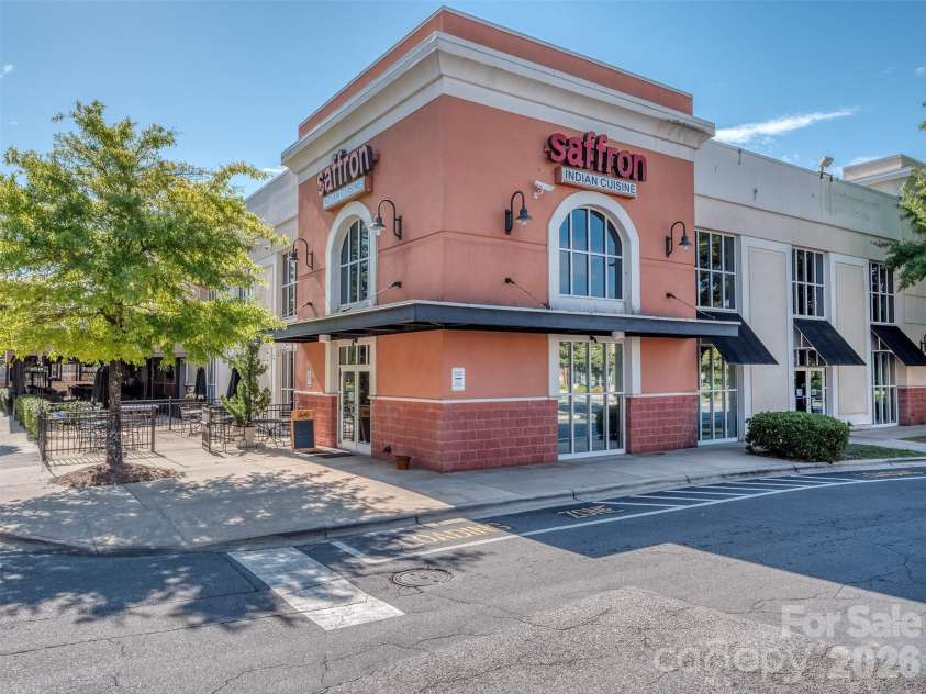2074 Ayrsley Town Boulevard, Charlotte, NC 28273.  MLS# CAR4406409, YatesRealty ID 42089. 