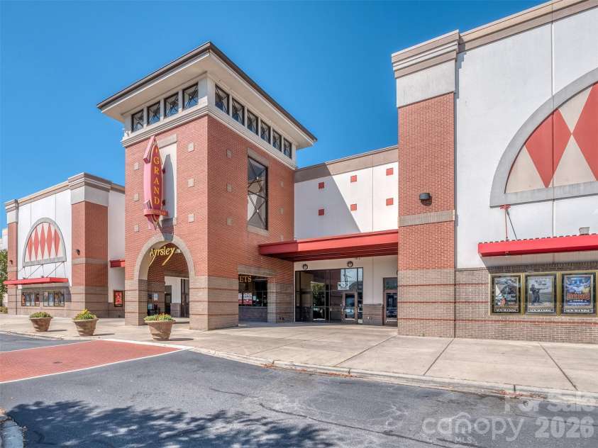 2074 Ayrsley Town Boulevard, Charlotte, NC 28273.  MLS# CAR4406409, YatesRealty ID 42089. 
