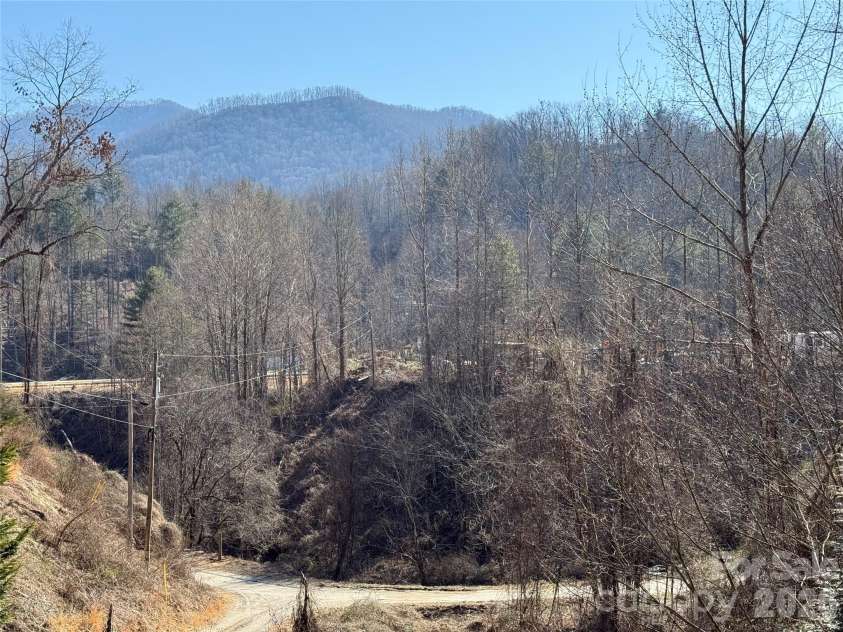 24 Supooh Lane, Sylva, NC 28779.  MLS# CAR4345879, YatesRealty ID 4209. 