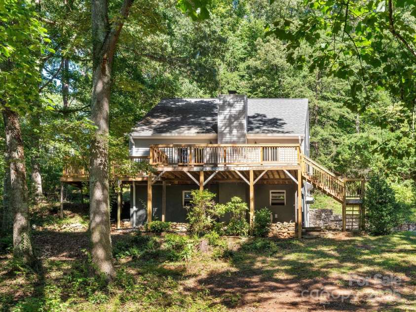 3 Crabapple Lane, Candler, NC 28715.  MLS# CAR4296482, YatesRealty ID 4209. 