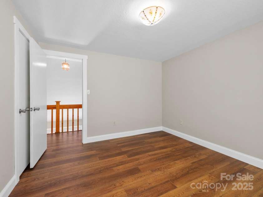 3 Crabapple Lane, Candler, NC 28715.  MLS# CAR4296482, YatesRealty ID 4209. 