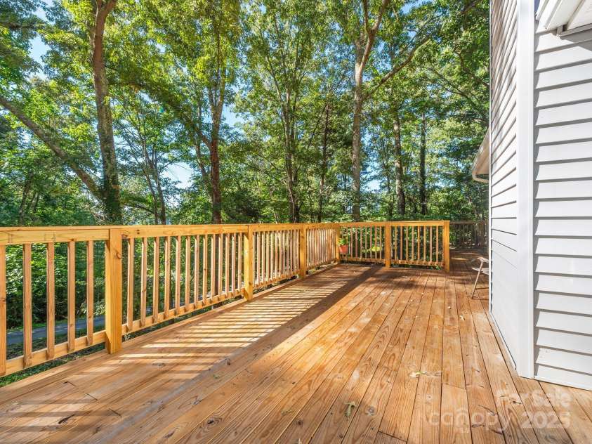 3 Crabapple Lane, Candler, NC 28715.  MLS# CAR4296482, YatesRealty ID 4209. 