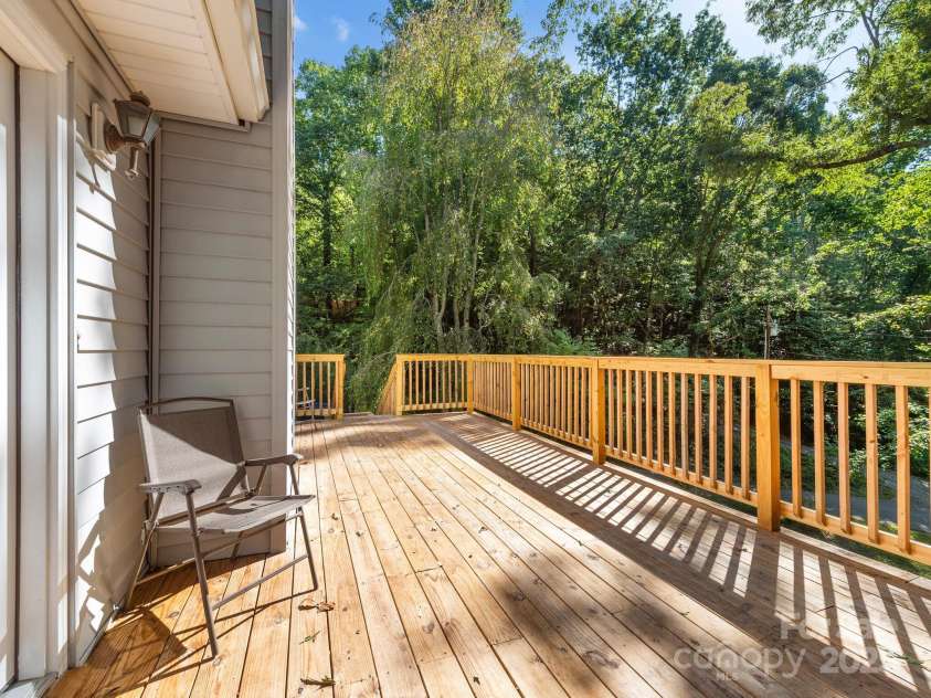 3 Crabapple Lane, Candler, NC 28715.  MLS# CAR4296482, YatesRealty ID 4209. 