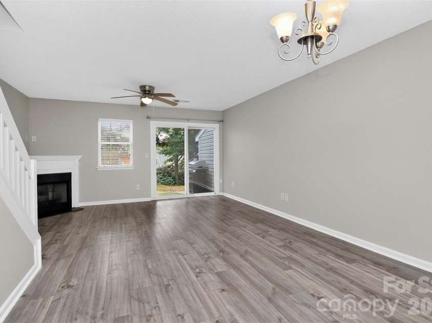 10866 Holly Ridge Boulevard, Charlotte, NC 28216.  MLS# CAR4401708, YatesRealty ID 42090. 