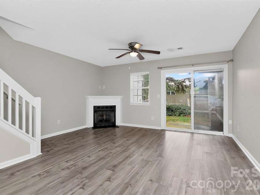 10866 Holly Ridge Boulevard, Charlotte, NC 28216.  MLS# CAR4401708, YatesRealty ID 42090. 